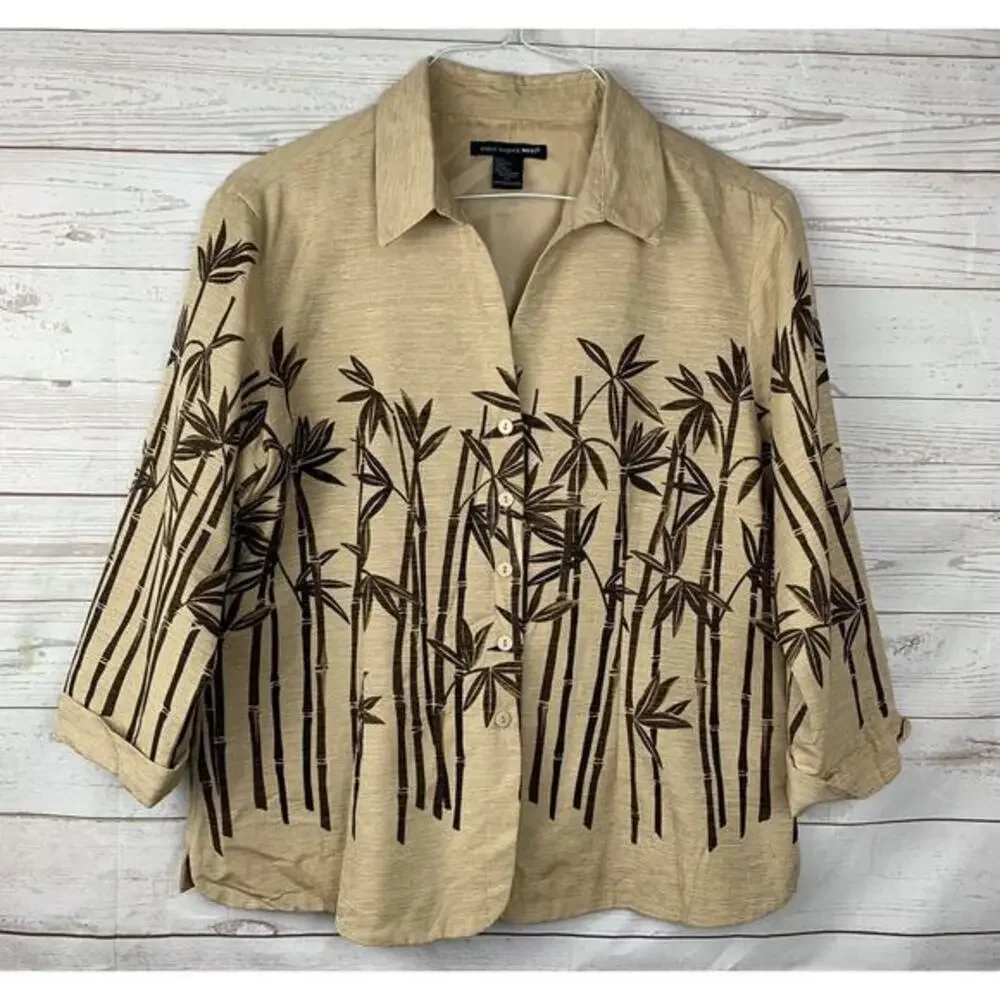 Saint Tropez West Button Front Woman‎ Jacket Tan/Brown bamboo print 100% silk